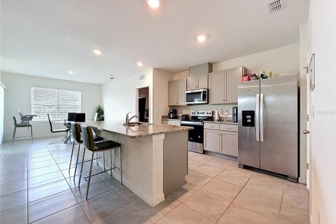 Villa ou maison à louer à Lake Alfred, Floride: 3 chambres, 155.43 m2 № 2115520 - photo 3