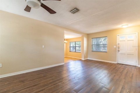 Villa ou maison à vendre à Tampa, Floride: 3 chambres, 161.09 m2 № 2197163 - photo 7