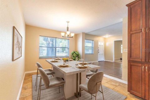 Villa ou maison à vendre à Tampa, Floride: 3 chambres, 161.09 m2 № 2197163 - photo 8