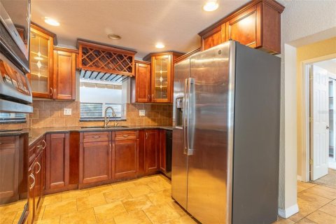 Villa ou maison à vendre à Tampa, Floride: 3 chambres, 161.09 m2 № 2197163 - photo 15