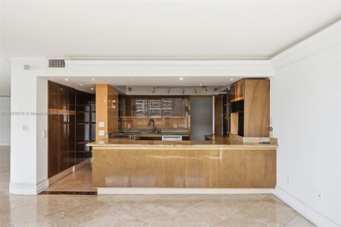 Купить кондоминиум в Майами, Флорида 3 спальни, 349.68м2, № 1952722 - фото 7