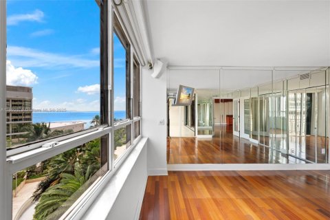 Купить кондоминиум в Майами, Флорида 3 спальни, 349.68м2, № 1952722 - фото 18