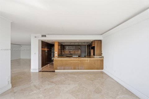 Купить кондоминиум в Майами, Флорида 3 спальни, 349.68м2, № 1952722 - фото 6