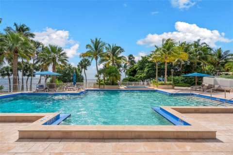 Купить кондоминиум в Майами, Флорида 3 спальни, 349.68м2, № 1952722 - фото 26