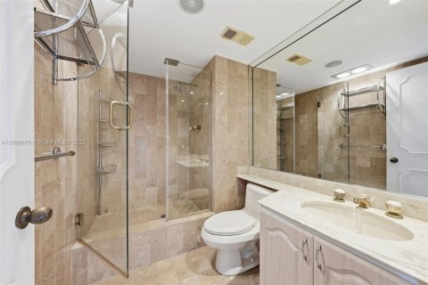 Купить кондоминиум в Майами, Флорида 3 спальни, 349.68м2, № 1952722 - фото 12