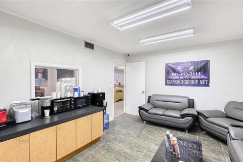 Immobilier commercial à vendre à Sarasota, Floride: 475.94 m2 № 2406659 - photo 25