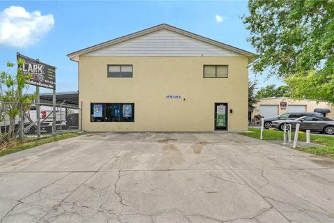 Immobilier commercial à vendre à Sarasota, Floride: 475.94 m2 № 2406659 - photo 9
