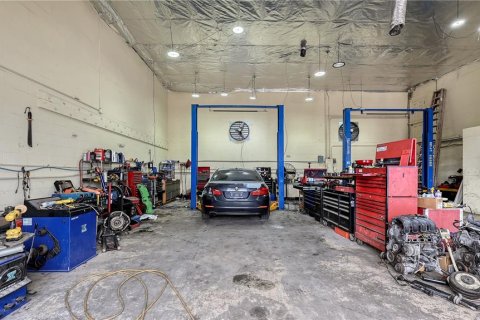 Immobilier commercial à vendre à Sarasota, Floride: 475.94 m2 № 2406659 - photo 16
