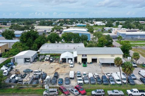 Immobilier commercial à vendre à Sarasota, Floride: 475.94 m2 № 2406659 - photo 8
