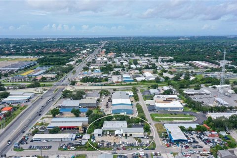 Immobilier commercial à vendre à Sarasota, Floride: 475.94 m2 № 2406659 - photo 6