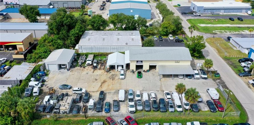 Immobilier commercial à Sarasota, Floride 475.94 m2 № 2406659