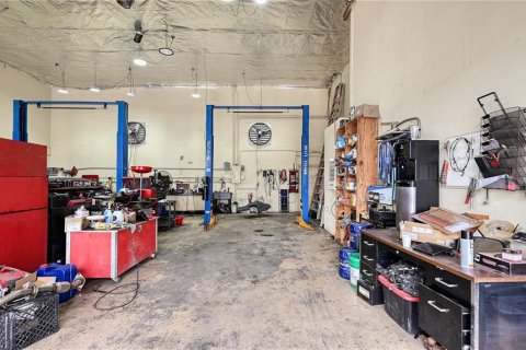 Immobilier commercial à vendre à Sarasota, Floride: 475.94 m2 № 2406659 - photo 15