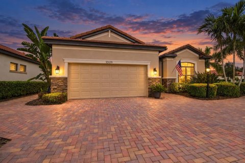 Casa en venta en Bradenton, Florida, 4 dormitorios, 246.28 m2 № 2383756 - foto 2