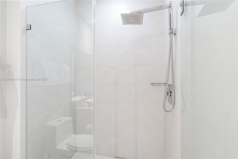 Condominio en venta en Hollywood, Florida, 1 dormitorio, 74.51 m2 № 1979511 - foto 5