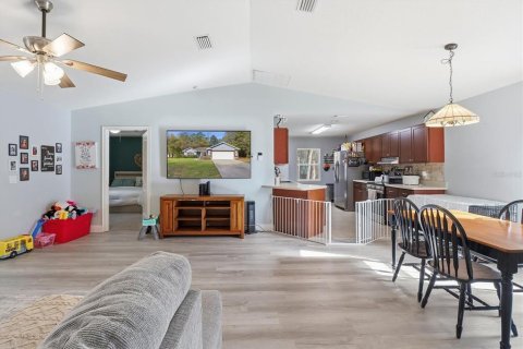 Casa en venta en Inverness, Florida, 3 dormitorios, 126.25 m2 № 2105483 - foto 13