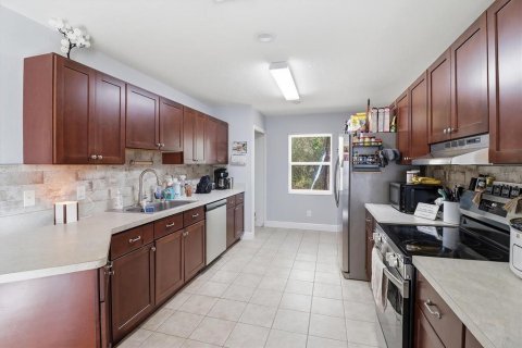 Casa en venta en Inverness, Florida, 3 dormitorios, 126.25 m2 № 2105483 - foto 17