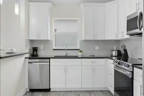 Casa en venta en Davenport, Florida, 4 dormitorios, 179.21 m2 № 1831948 - foto 3