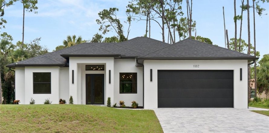 House in North Port, Florida 3 bedrooms, 147.9 sq.m. № 1893584