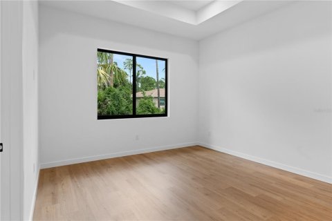 House in North Port, Florida 3 bedrooms, 147.9 sq.m. № 1893584 - photo 15
