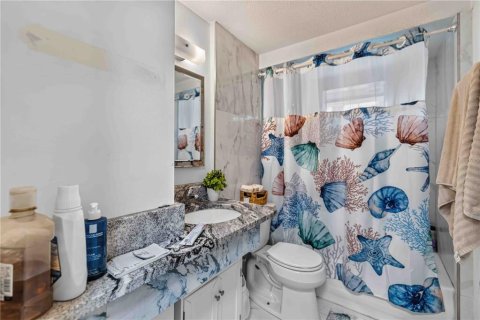 Villa ou maison à vendre à Sarasota, Floride: 4 chambres, 186.36 m2 № 2227459 - photo 11