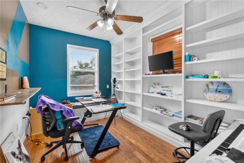 Villa ou maison à vendre à Sarasota, Floride: 4 chambres, 186.36 m2 № 2227459 - photo 19