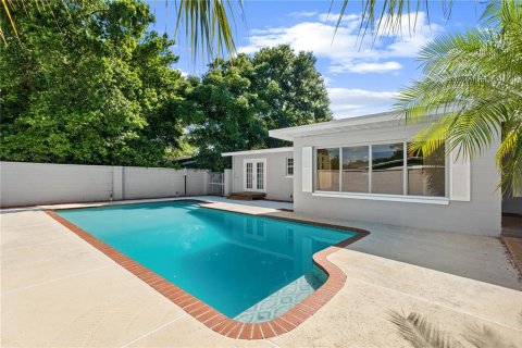 House in Orlando, Florida 3 bedrooms, 184.32 sq.m. № 1786435 - photo 23