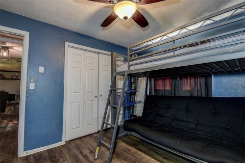 Villa ou maison à vendre à Largo, Floride: 3 chambres, 112.23 m2 № 2418896 - photo 18