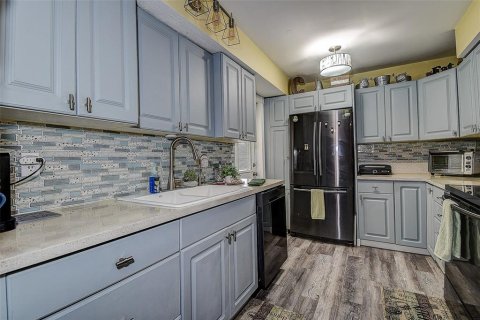 Villa ou maison à vendre à Largo, Floride: 3 chambres, 112.23 m2 № 2418896 - photo 9