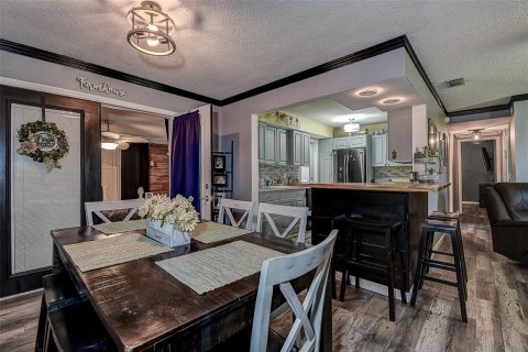Villa ou maison à vendre à Largo, Floride: 3 chambres, 112.23 m2 № 2418896 - photo 8