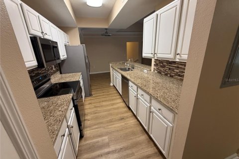 Copropriété à louer à Orlando, Floride: 3 chambres, 129.69 m2 № 2393538 - photo 4
