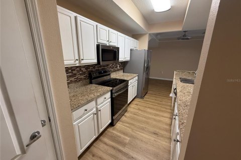 Copropriété à louer à Orlando, Floride: 3 chambres, 129.69 m2 № 2393538 - photo 3