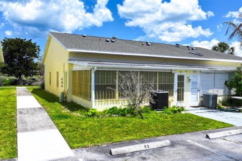 Adosado en venta en Micco, Florida, 2 dormitorios, 142.42 m2 № 2103890 - foto 4