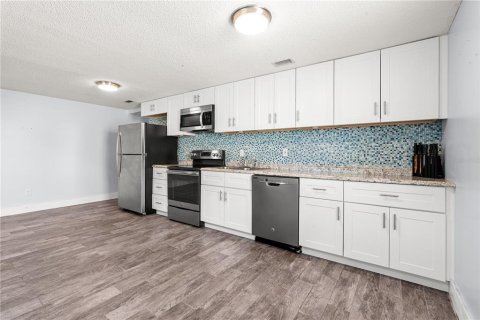 Adosado en venta en Micco, Florida, 2 dormitorios, 142.42 m2 № 2103890 - foto 23