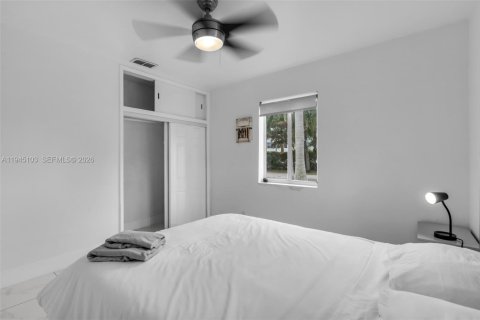 Casa en venta en Hollywood, Florida, 4 dormitorios, 163.51 m2 № 2152847 - foto 26