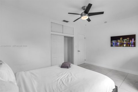 Casa en venta en Hollywood, Florida, 4 dormitorios, 163.51 m2 № 2152847 - foto 24