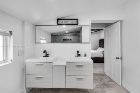 Casa en venta en Hollywood, Florida, 4 dormitorios, 163.51 m2 № 2152847 - foto 20