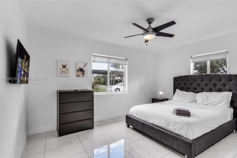 Casa en venta en Hollywood, Florida, 4 dormitorios, 163.51 m2 № 2152847 - foto 23