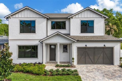 House in Tampa, Florida 5 bedrooms, 337.89 sq.m. № 2230733 - photo 4