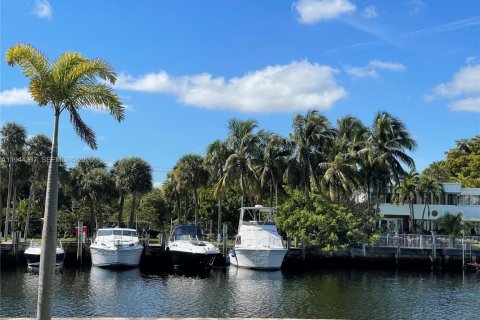 Copropriété à vendre à Hallandale Beach, Floride: 1 chambre, 76.18 m2 № 2089883 - photo 19