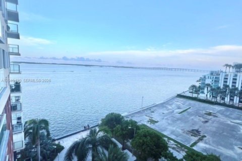 Condo in Miami, Florida, 1 bedroom  № 2086664 - photo 16