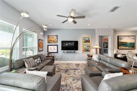 House in OCALA PRESERVE in Ocala, Florida 3 bedrooms, 210.24 sq.m. № 1910880 - photo 18