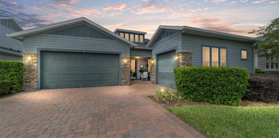 House in OCALA PRESERVE in Ocala, Florida 3 bedrooms, 210.24 sq.m. № 1910880