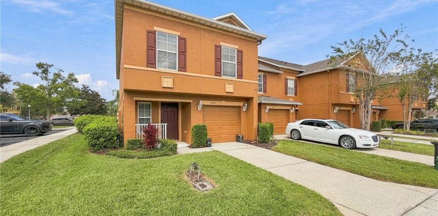 Townhouse in Oviedo, Florida 3 bedrooms, 169.83 sq.m. № 2386287