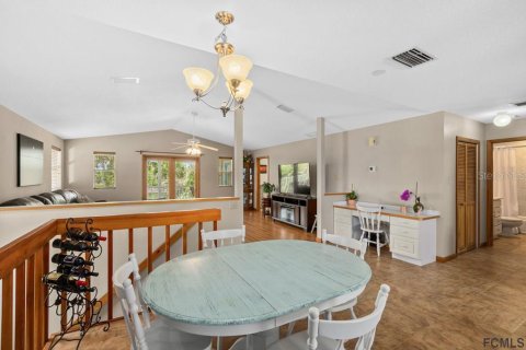 House in Flagler Beach, Florida 3 bedrooms, 221.48 sq.m. № 1620529 - photo 9