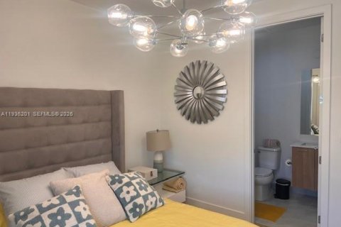 Купить виллу или дом в Дорал, Флорида 8 комнат, 319.21м2, № 1996916 - фото 17