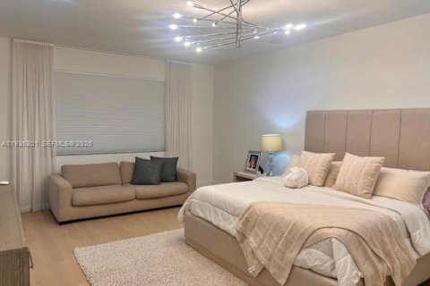 Купить виллу или дом в Дорал, Флорида 8 комнат, 319.21м2, № 1996916 - фото 13