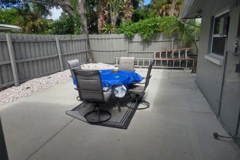 Apartment in Safety Harbor, Florida 2 bedrooms, 102.19 sq.m. № 2321282 - photo 12