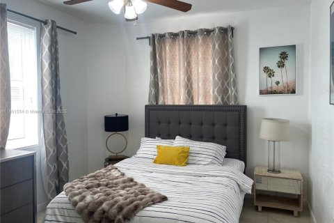 Villa ou maison à louer à Miami, Floride: 2 chambres, 279.64 m2 № 1697622 - photo 13