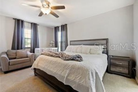 Casa en venta en Davenport, Florida, 4 dormitorios, 243.4 m2 № 1849583 - foto 17