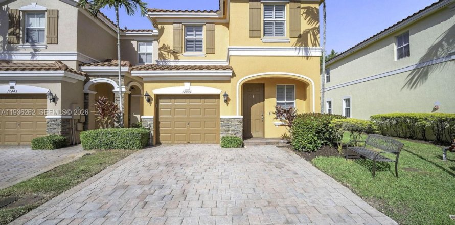 Таунхаус в Плантация, Флорида 3 спальни, 185.06м2 № 1997210